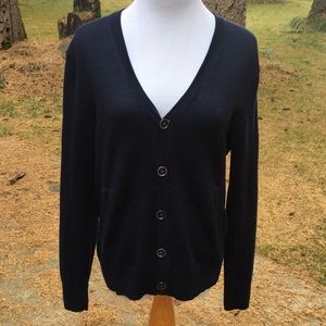 Gap navy blue button down cardigan with pockets